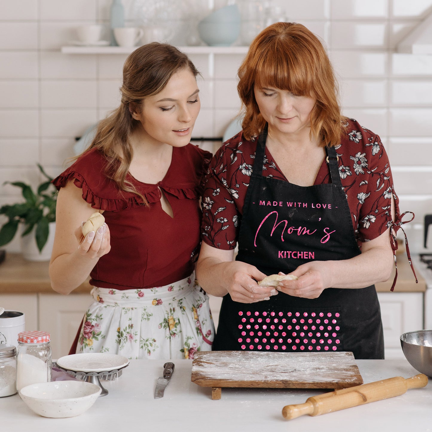 Mom's Kitchen Black Apron with Pockets, Adjustable Strap